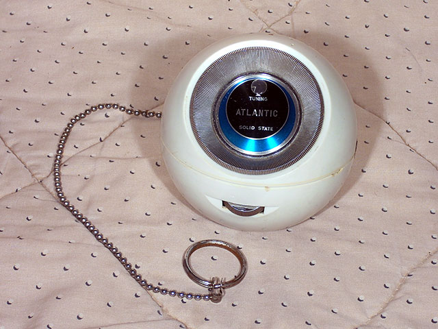 Atlantic white ball shaped radio, 1970s