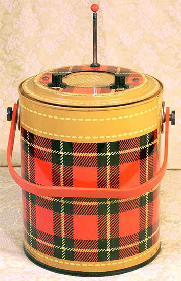 Bagpiper SKR101 cooler radio