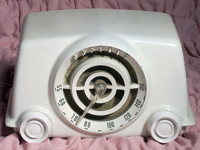 Crosley 11-100U, White 1951