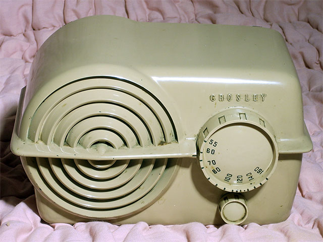 Crosley 11-118U, Serenader, "Bahama Beige" 1951