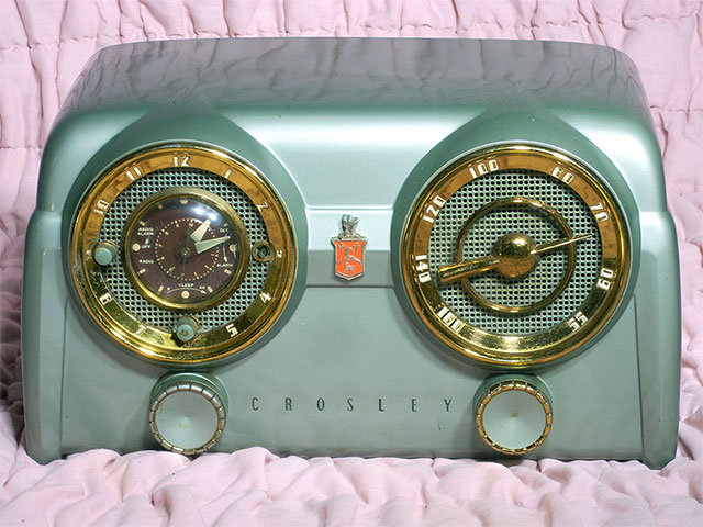 Crosley	D-25-GN, Metallic green 1951