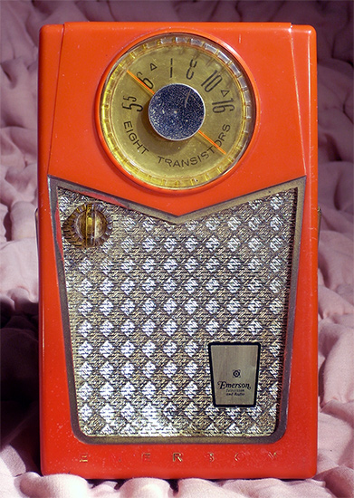 Emerson 888 Pioneer, Red 1957