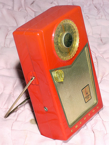 Emerson 888 red 1958