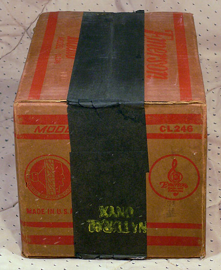 Emerson CL-246 1939 box