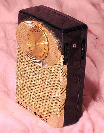 Golden Shield 7010, Black 1960