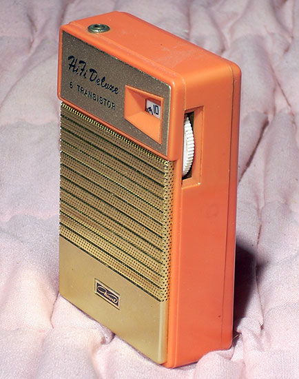 Marvel 6 Transistor Radio, Coral 1960