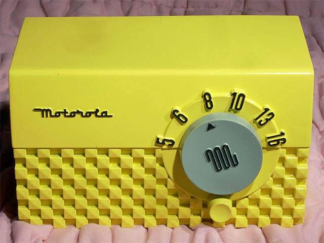 Motorola 5R15A yellow 1951