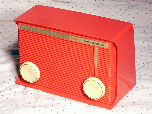 Motorola A1R 24, Red 1960