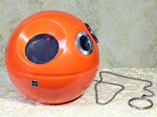 Panasonic R-70 Panapet red