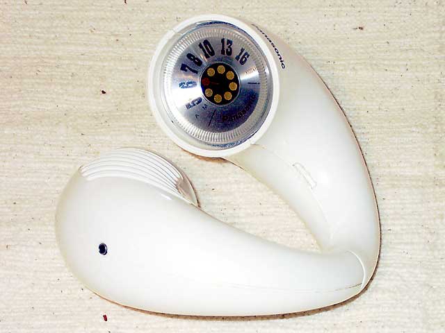 Panasonic R-72 dial