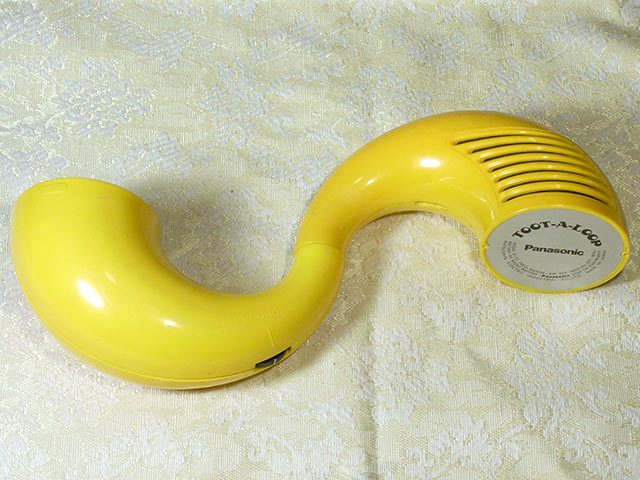 Panasonic R-72 Toot-A-Loop