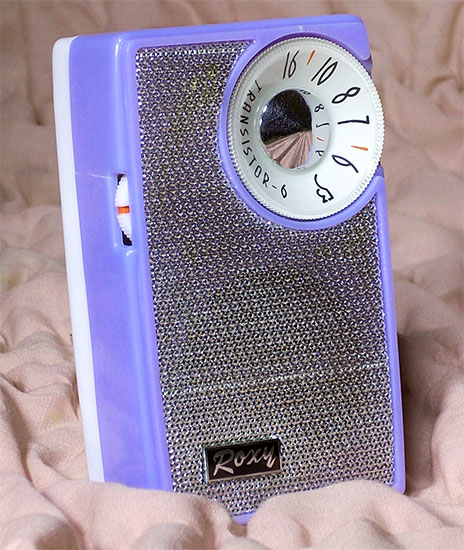 Roxy UR-102, Purple and White