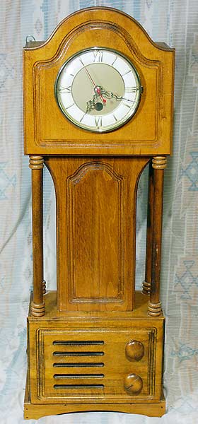 Tele-Tone Grandfather Clock Radio