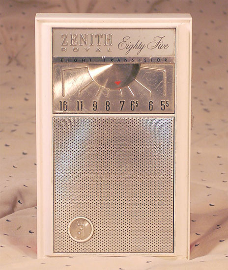 Zenith Royal 85, white and red 1966