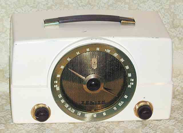 Radios - Zenith T825 1955