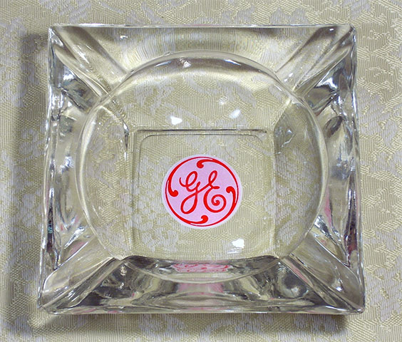 General Electric Ash Tray