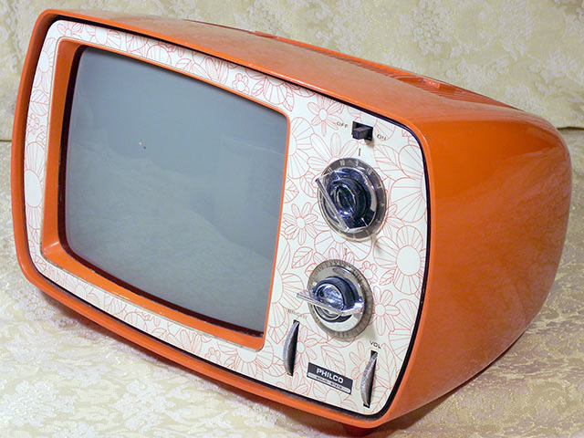 Philco B355JTF side view