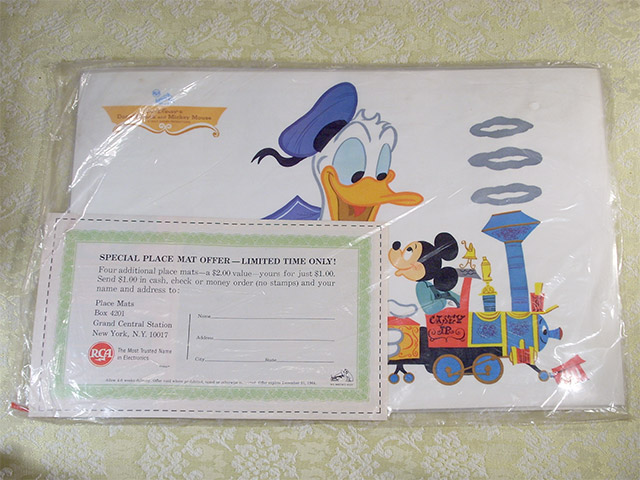 RCA Place Mat Set