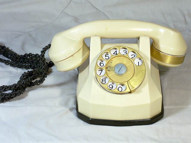 Automatic Electric 40, Ivory
