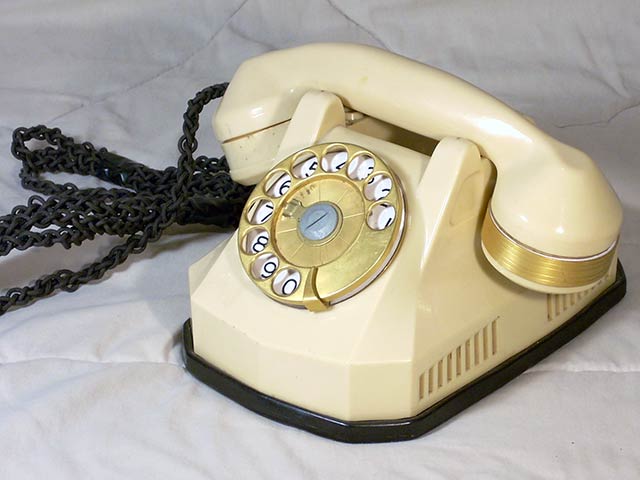 Automatic Electric 40, Ivory